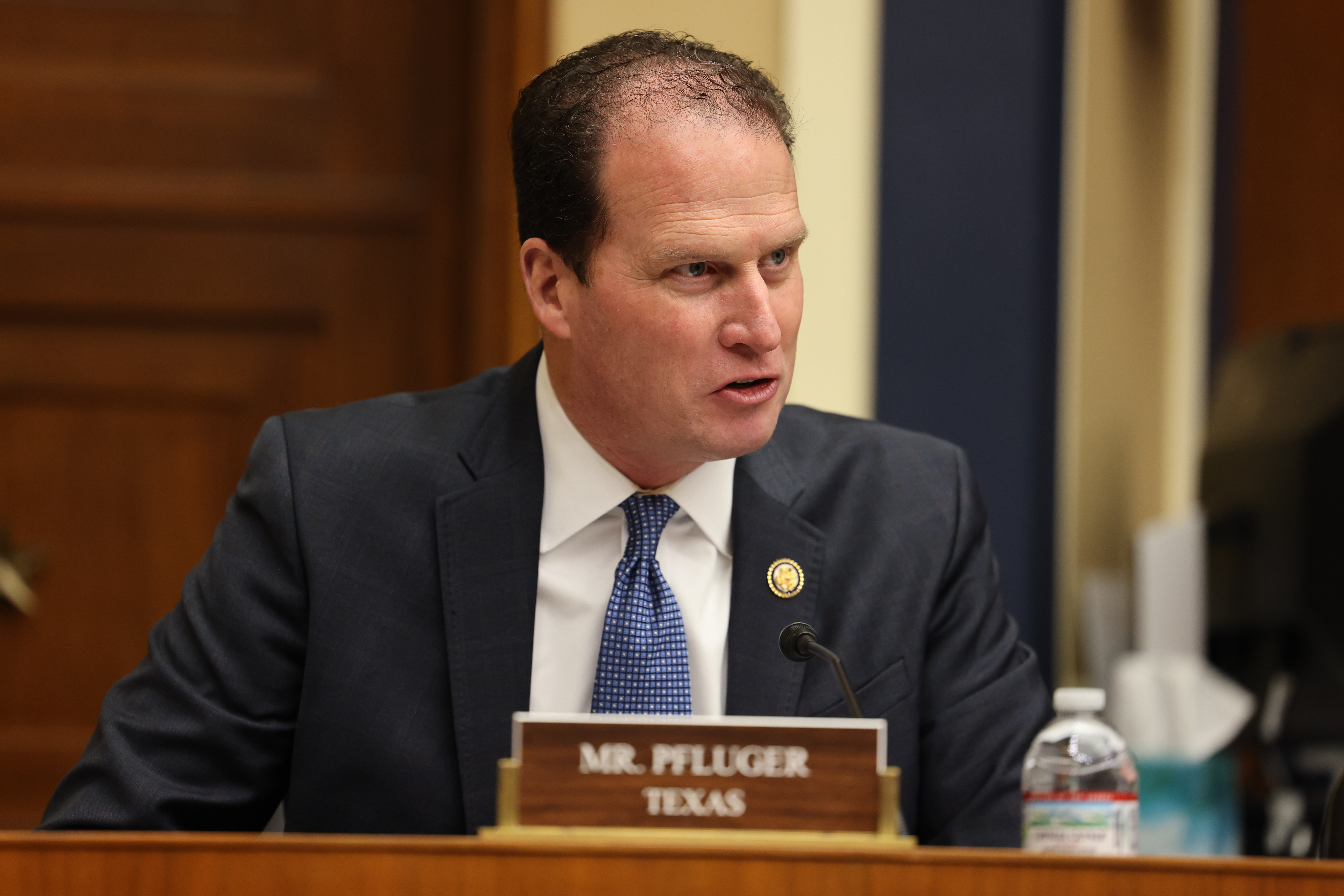 Rep. Pfluger Questions FCC Chairman Carr and Commissioners During C&T Subcommittee Hearing